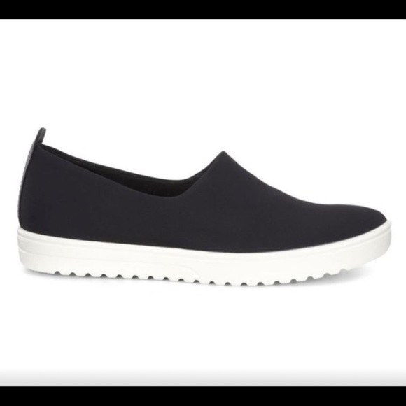ecco fara slip on